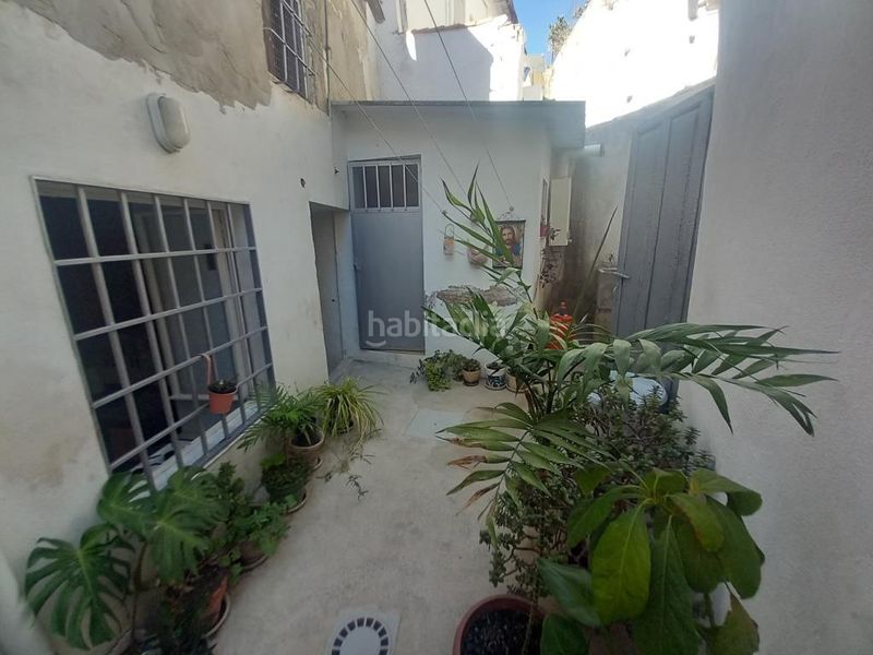 Foto 889e1bd7-f720-44f3-a329-8aa73539a5d8. Casa amb xemeneia a Martos