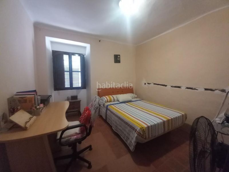 Foto e1702c58-1bd4-4464-8fad-ac79089776ce. Casa amb xemeneia a Martos