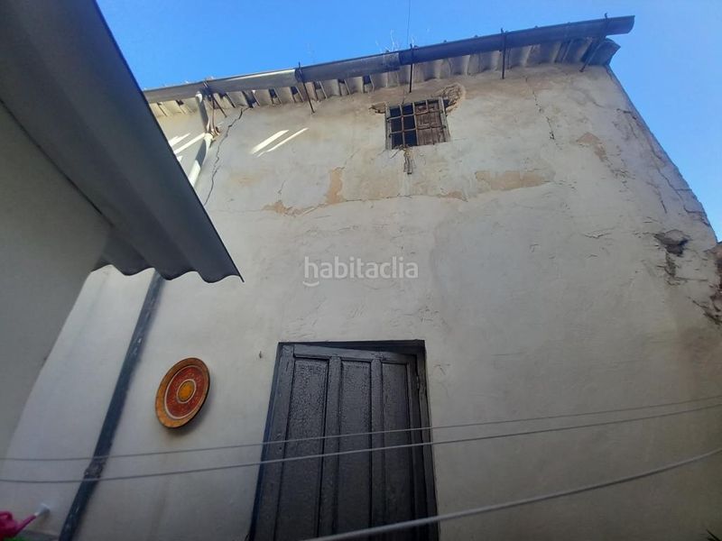 Foto faeb3b79-3949-4a19-9cb2-8515fe01541f. Casa amb xemeneia a Martos