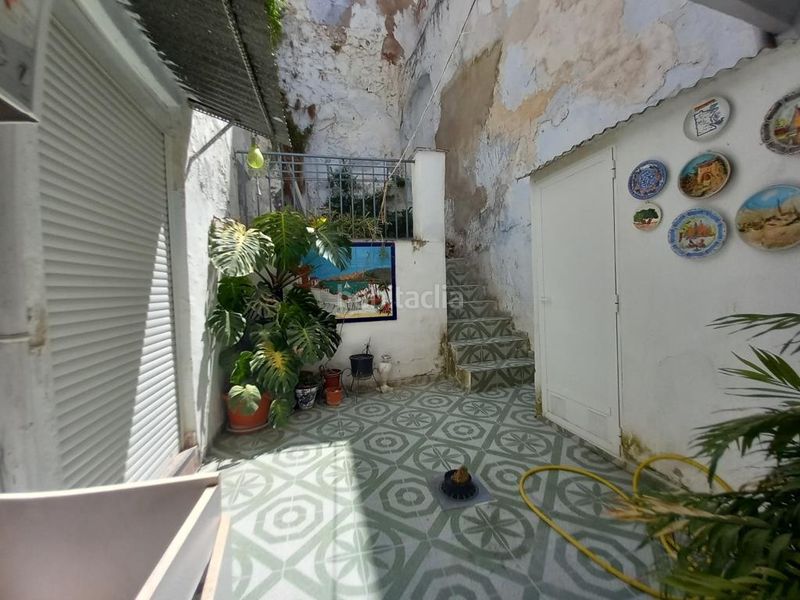 Foto 9a2c5d90-ab34-4bbf-907f-8dfc37c0ee04. Casa amb xemeneia a Martos