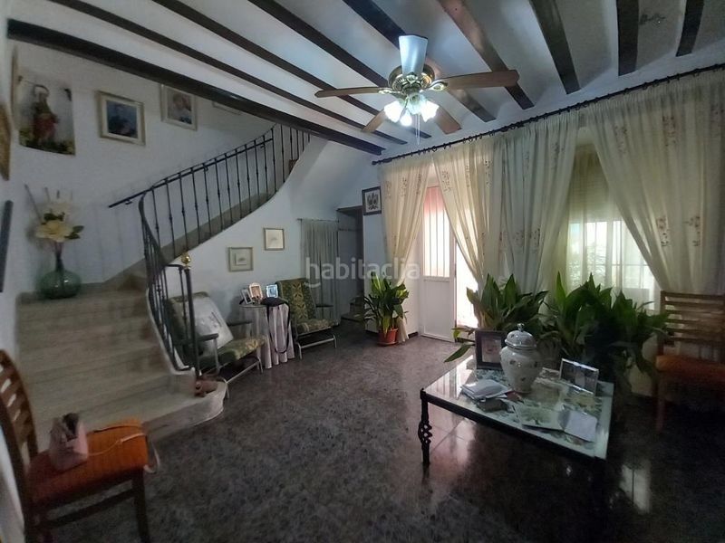 Foto df60289c-d19e-42a9-a86d-e4152fdb1d5e. Casa amb xemeneia a Martos