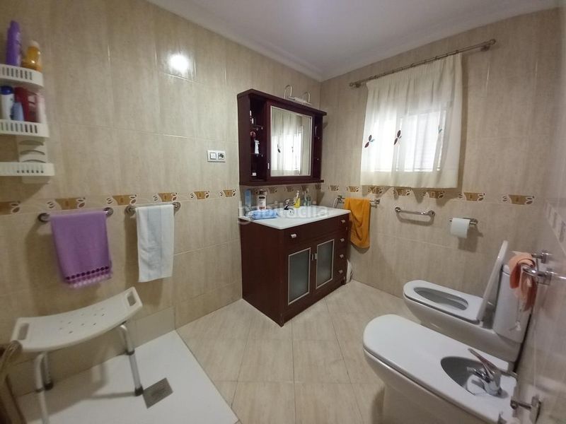 Foto 402266d0-ed5d-4951-85b7-73ecae565579. Xalet a Alcaudete