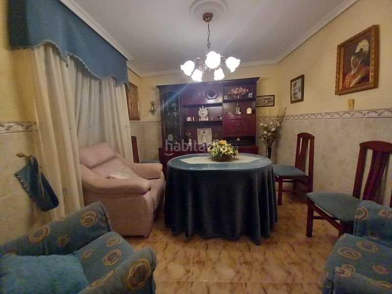 Foto 9670f2d8-8466-4ea5-9ec8-66e5f87bb440. Casa a Martos