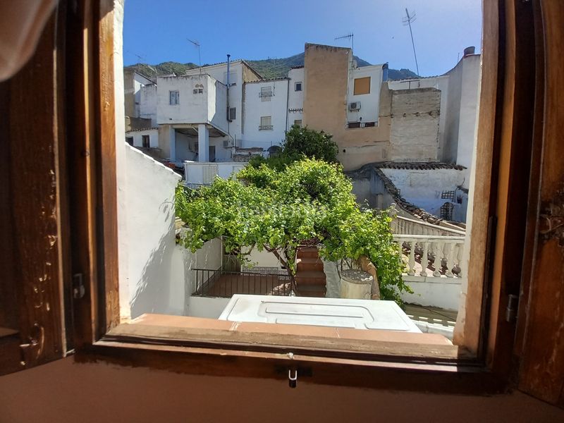 Foto cfc78745-8259-459d-ac06-e2952dc116eb. Casa a Martos