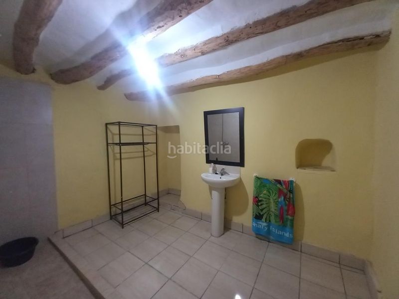 Foto 55f6e990-7957-4d6a-b75e-ecf4709ac3bd. Casa amb xemeneia a Alcalá la Real