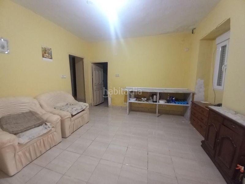 Foto efe7de52-85f6-4d2d-b188-20ab1a52d3cb. Casa amb xemeneia a Alcalá la Real