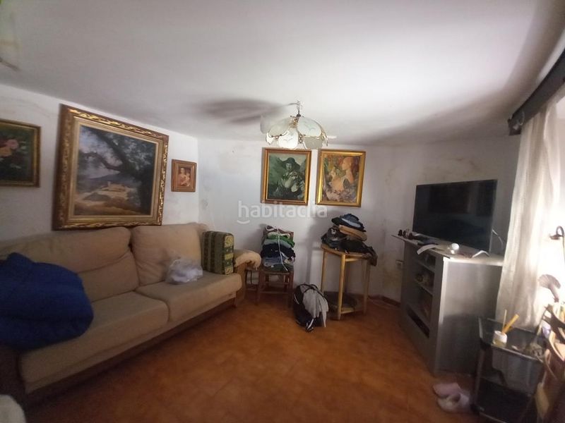 Foto 0c80bd3a-fc06-4388-9f18-7a10db630595. Casa a Martos