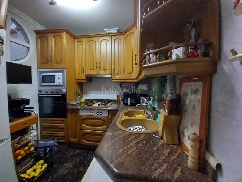 Foto c0e9fbe4-5819-4850-9724-7e2fecb79103. Casa adossada amb calefacció aparcament a Martos