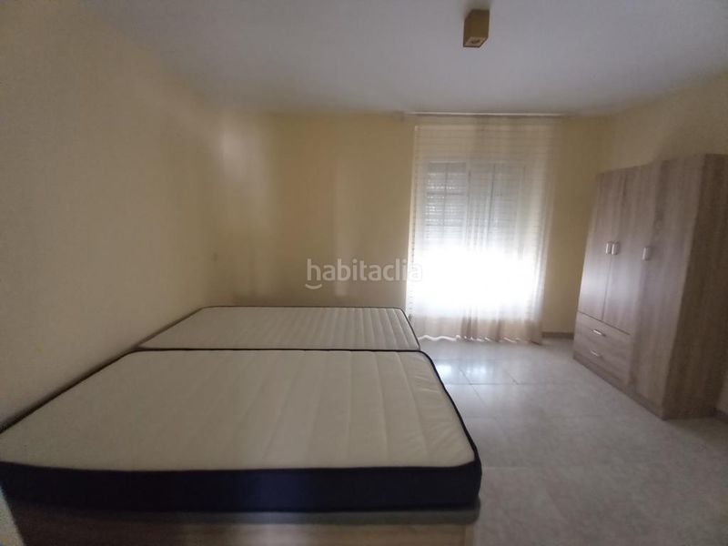 Foto 0ba5d803-3dc7-462a-b15b-ff72ed6d22af. Casa adossada a Martos