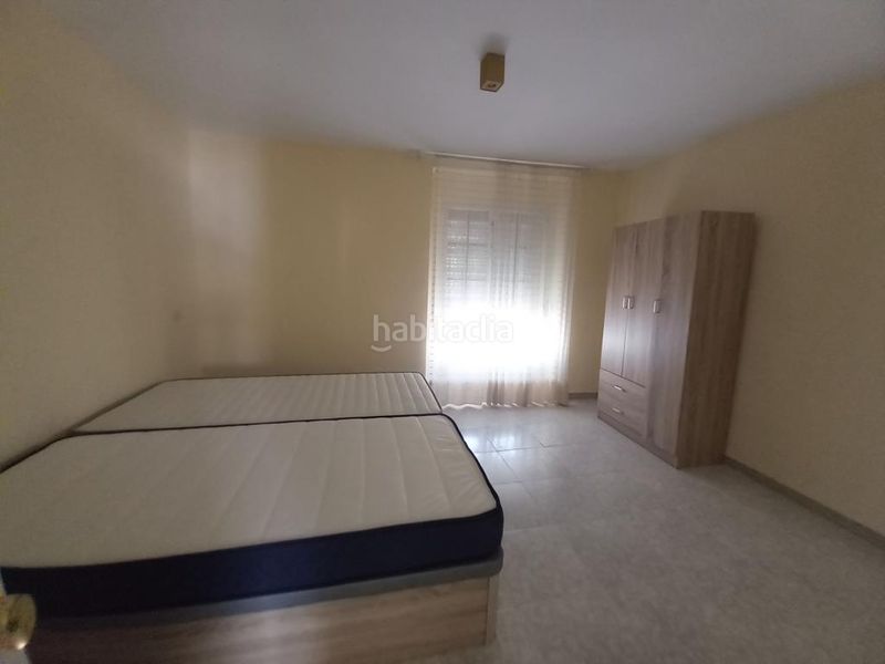 Foto 6b34158d-4a75-4ee7-93a4-d5d6d675d11e. Casa adossada a Martos