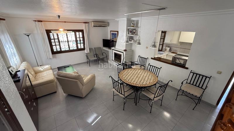 Foto 0fb5faa5-af8f-4895-9b26-fce11cbbe78d. Haus mit parking pool in La Zenia Orihuela