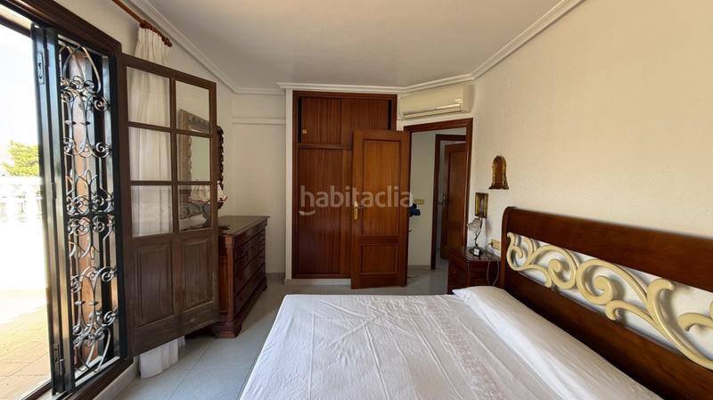 Foto 8a22df72-0b75-4b89-90da-195d2aabc90c. House with parking pool in La Zenia Orihuela