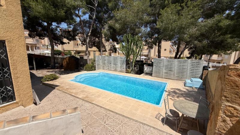 Foto 703fe7ff-2406-4c90-89ee-69877d3e407e. Haus in Villamartín-Las Filipinas Orihuela