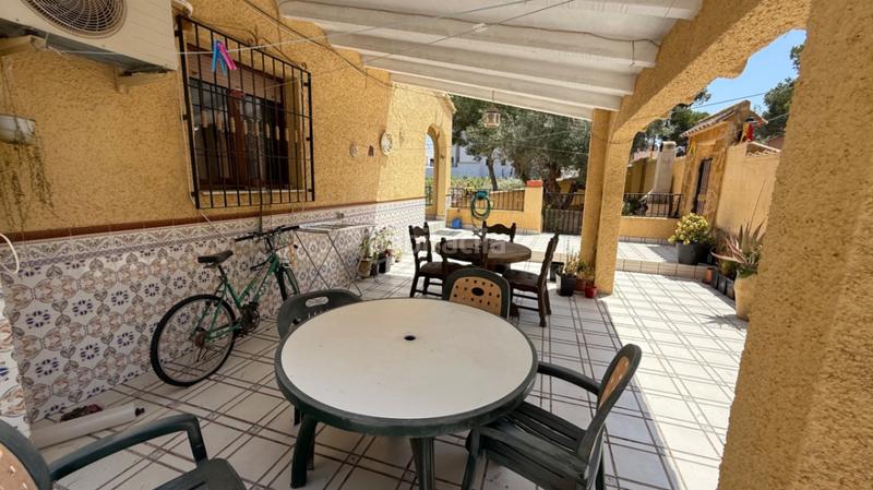 Foto 6b0f23b2-d586-46b6-abc2-127465dc33ee. House in Villamartín-Las Filipinas Orihuela