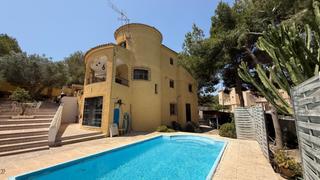 Haus in Villamartín-Las Filipinas