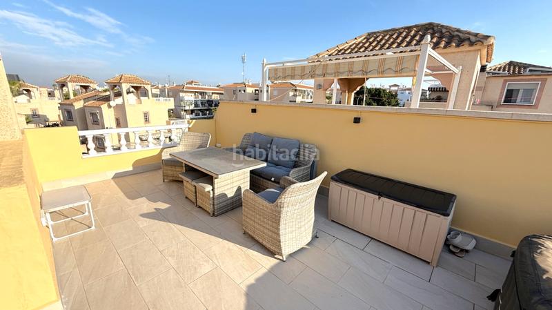 Foto e4f5d60c-0456-4e61-9309-ad5f342e7d22. Casa adossada amb calefacció aparcament a Zona Carrefour - Urbanizaciones Torrevieja