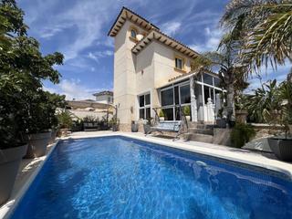 Chalet en La Zenia