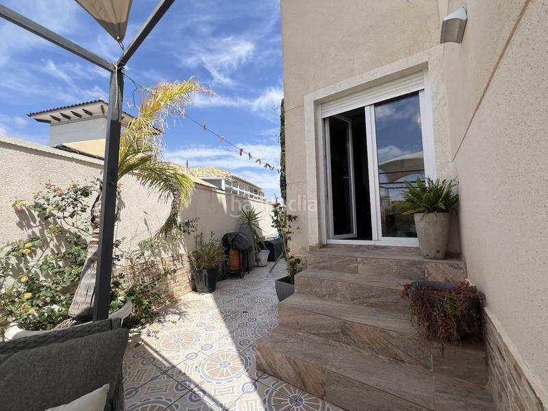 Foto bb4ff5d2-a527-428f-9822-68851492776f. Chalet en La Zenia Orihuela