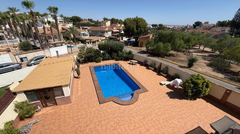 Foto ce985540-bc52-418e-af2d-f6d35db1508e. Casa amb aparcament piscina a Los Balcones-Los Altos Torrevieja
