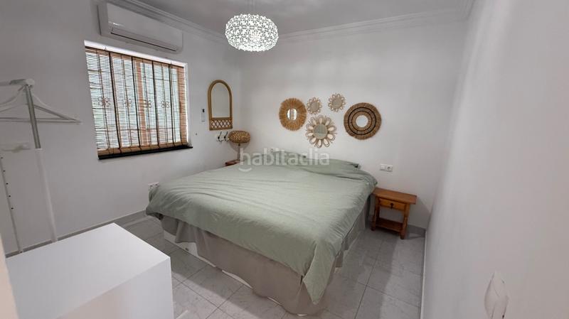 Foto b6feebae-f4d5-40d6-81a2-e25e7def9bd1. Casa amb aparcament piscina a Zona Carrefour - Urbanizaciones Torrevieja