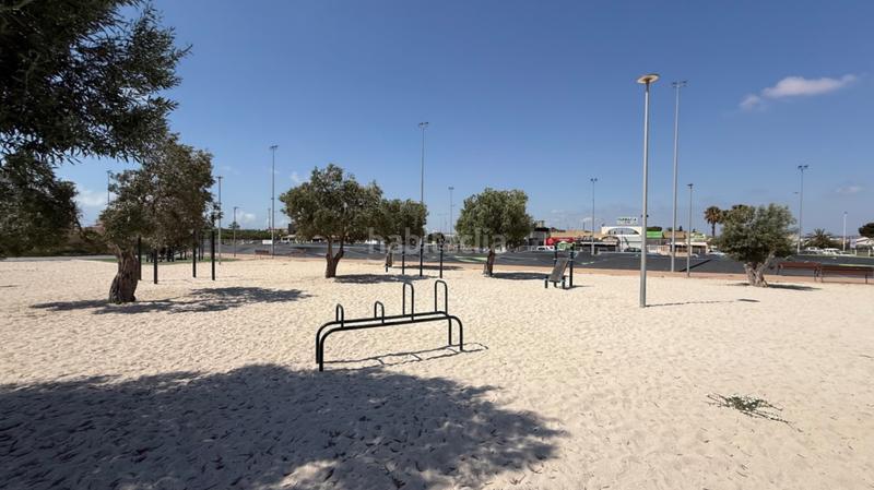 Foto daeac0f8-bbd6-46de-971f-0d17331a6ea0. Haus mit parking pool in Zona Carrefour - Urbanizaciones Torrevieja