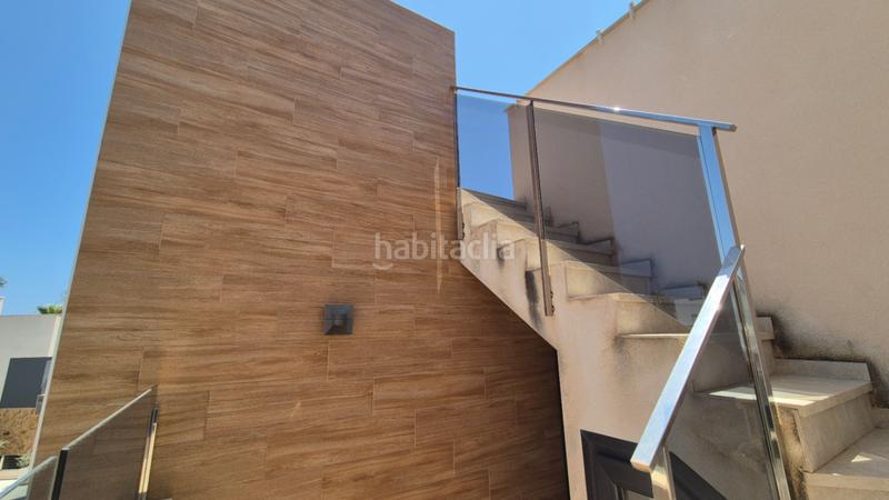 Foto 75d6fc4a-aee5-4ccb-944c-4cbdb0b6de1e. House with parking pool in Aguas Nuevas Torrevieja