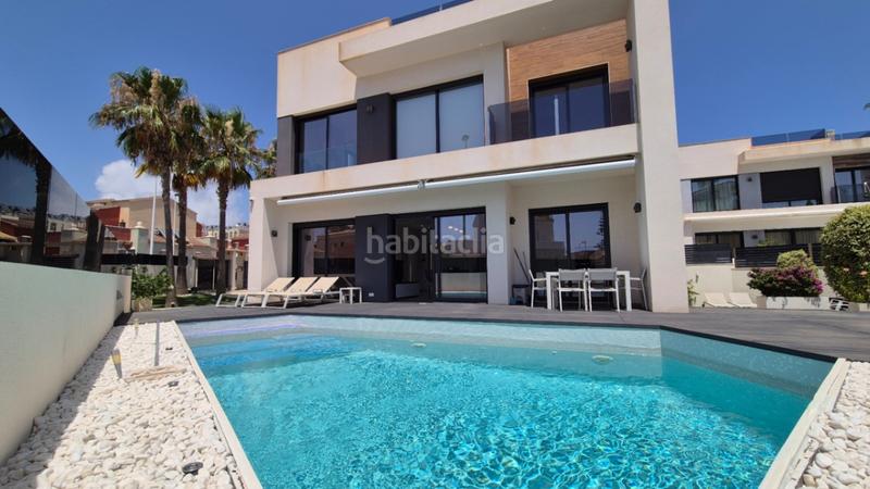 Foto e7db3c7a-ac4f-49a9-b82e-226357cc5fcd. House with parking pool in Aguas Nuevas Torrevieja