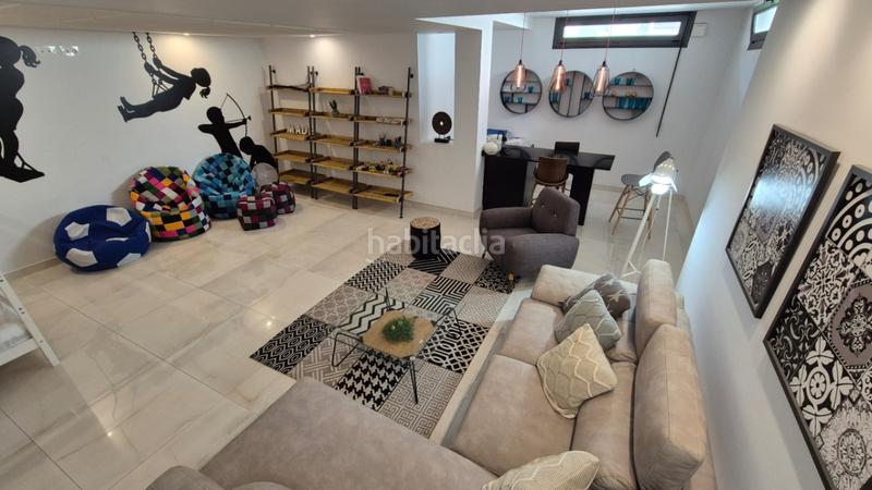 Foto ed9f8096-bf3b-4e88-b4b5-af79458b0c8c. House with parking pool in Aguas Nuevas Torrevieja