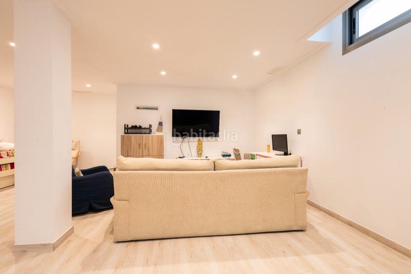 Foto 6a51baae-a062-422a-b6da-7479721cb60d. Chalet mit pool in Los Almendros Orihuela