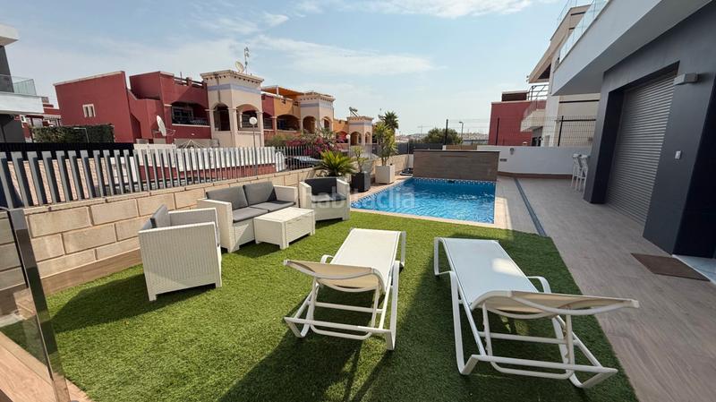 Foto db855029-b267-4e87-9d54-77f37b46e772. Chalet en Los Almendros Orihuela