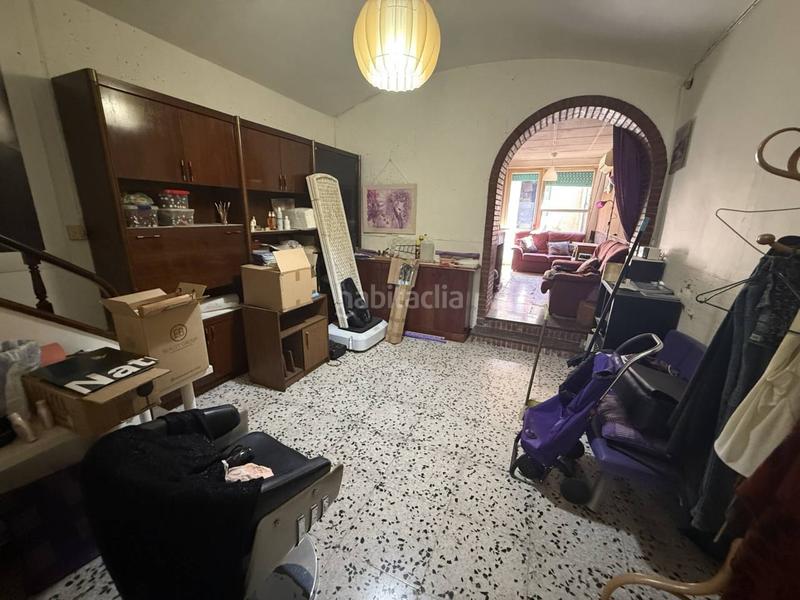 Foto 2234b621-7b5a-4e88-8e10-a00d9d7e084f. Casa  con gran potencial en el corazón en Centre Sabadell