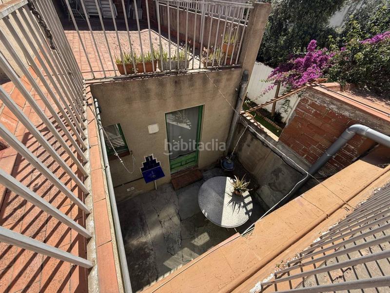 Foto 7bf45a1d-cc89-465a-8079-1b2b2fcf1022. Casa  con gran potencial en el corazón en Centre Sabadell