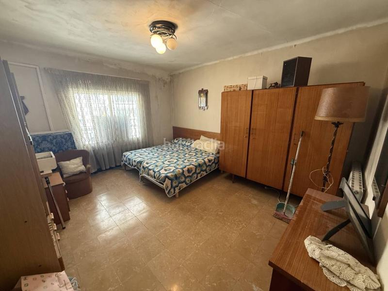 Foto e6ffde10-ad4e-4230-82ad-0b22c12577e8. Casa  con gran potencial en el corazón en Centre Sabadell