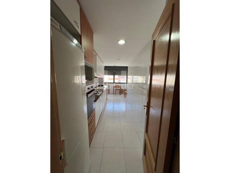 Foto 7c3c8308-b088-48e0-a9ea-80c7516601c2. Appartamento con riscaldamento in Eixample Sabadell