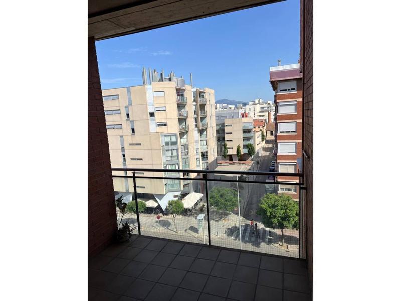 Foto d4270988-1206-47ed-b649-4d0f89eb67b7. Appartamento con riscaldamento in Eixample Sabadell