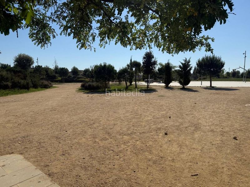 Foto ad2e0c94-eb6e-4123-98d6-81d30e2145f7. Casa amb calefacció aparcament a Torrent del Capellà Sabadell