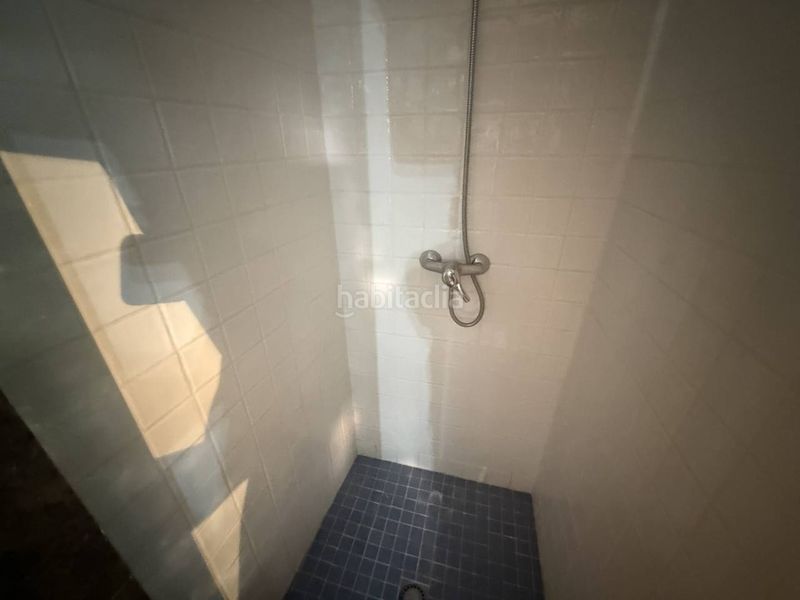 Foto 7155850d-42ae-4e06-b219-76f9a4d8bd4c. Local comercial a Campoamor Sabadell
