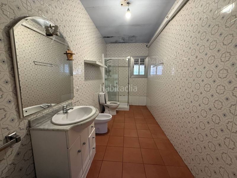 Foto a7f11026-98aa-4c20-a534-d77c9e0bcdd1. Casa amb aparcament a Can Rull Sabadell