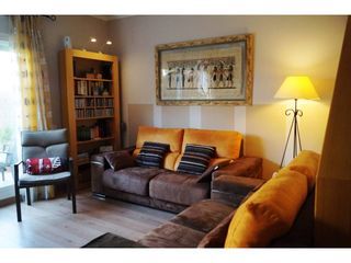 Doppelhaus  Calle josep pla. Casa familiar en entorno privilegiado con terraza y garaje en sa