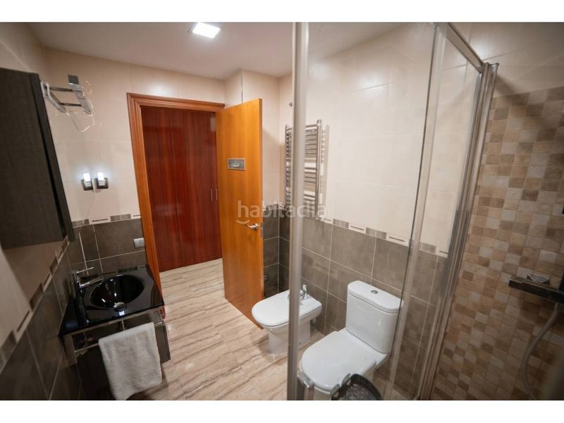 Foto 96040059-175a-40a6-9a96-97777946bf01. Pis amb calefacció aparcament piscina a Eixample - Can Bogunyà Castellar del Vallès