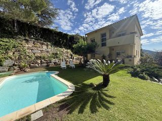 Maison  Paseo roques. Exclusiva casa a 4 vientos en sant feliu del racó  castellar del