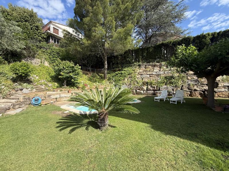 Foto 071dc011-9dfe-45bc-839f-66de0c23abfd. Casa amb calefacció aparcament piscina a El Racó-Sant Feliu del Racó Castellar del Vallès