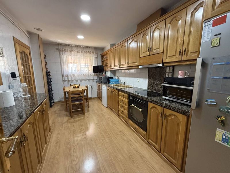 Foto a5d2e4b6-3afa-402d-a9dc-a4b0e411dd58. Apartament amb calefacció a Creu de Barberà Sabadell