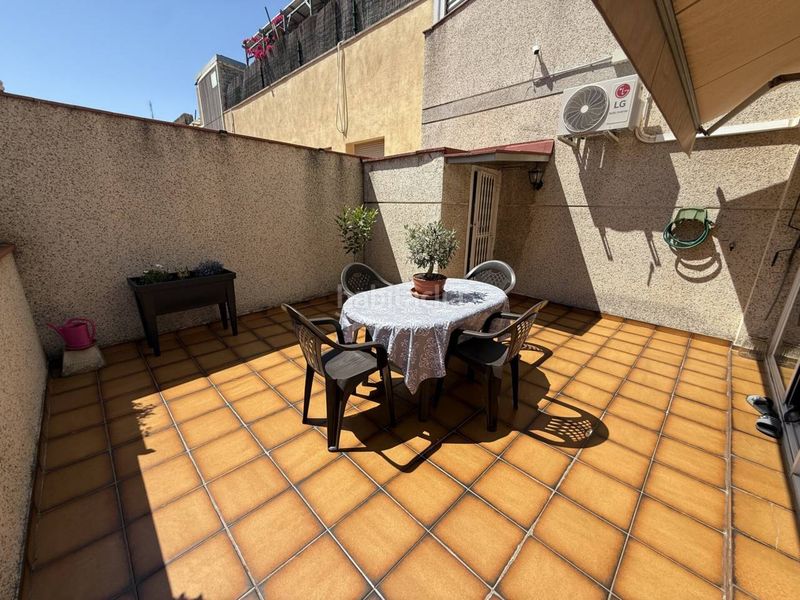 Foto b6dc619d-fa0c-4849-a543-aa4ceb407a33. Apartament amb calefacció a Creu de Barberà Sabadell