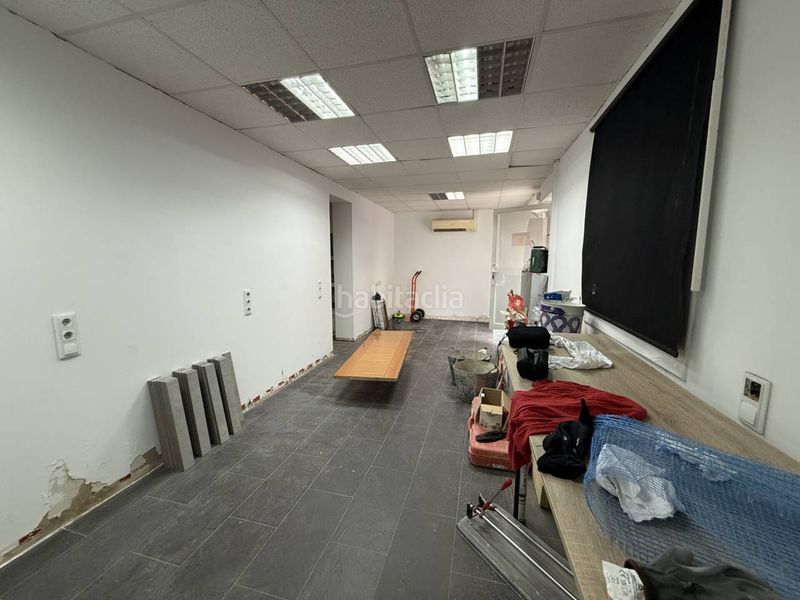 Foto 9968ef5e-e05c-4c8b-9eea-766cf99cfdbe. Local comercial a Can Rull Sabadell