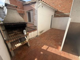 Maison jumelée  Calle antonio vico. Venta de casa amplia y soleada en can rull, sabadell