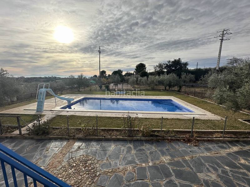 Foto 4b4bde3f-1d83-4a27-82a3-d6c531ec2de1. Casa amb calefacció aparcament piscina a Sentmenat