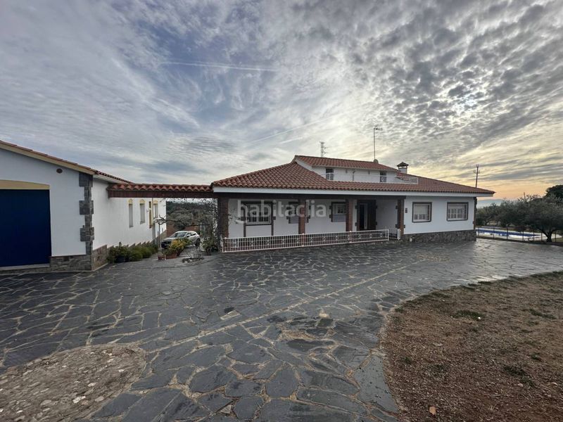 Foto 5c2eb5c9-c1e9-4019-9768-b2944174338d. Casa amb calefacció aparcament piscina a Sentmenat