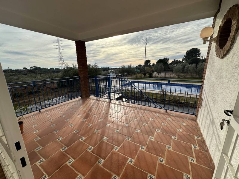 Foto 7fda094a-2f9f-40f2-a066-431a0b6aef2e. Casa amb calefacció aparcament piscina a Sentmenat