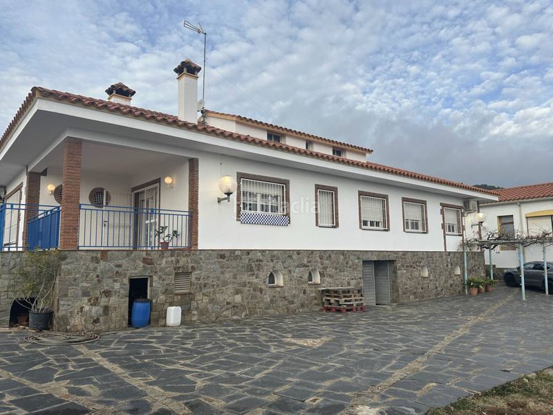 Foto a97e50fe-70c6-4163-9016-61c2a6bc44e4. Casa amb calefacció aparcament piscina a Sentmenat